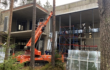 Монтаж с помощью мини-крана Арлифт